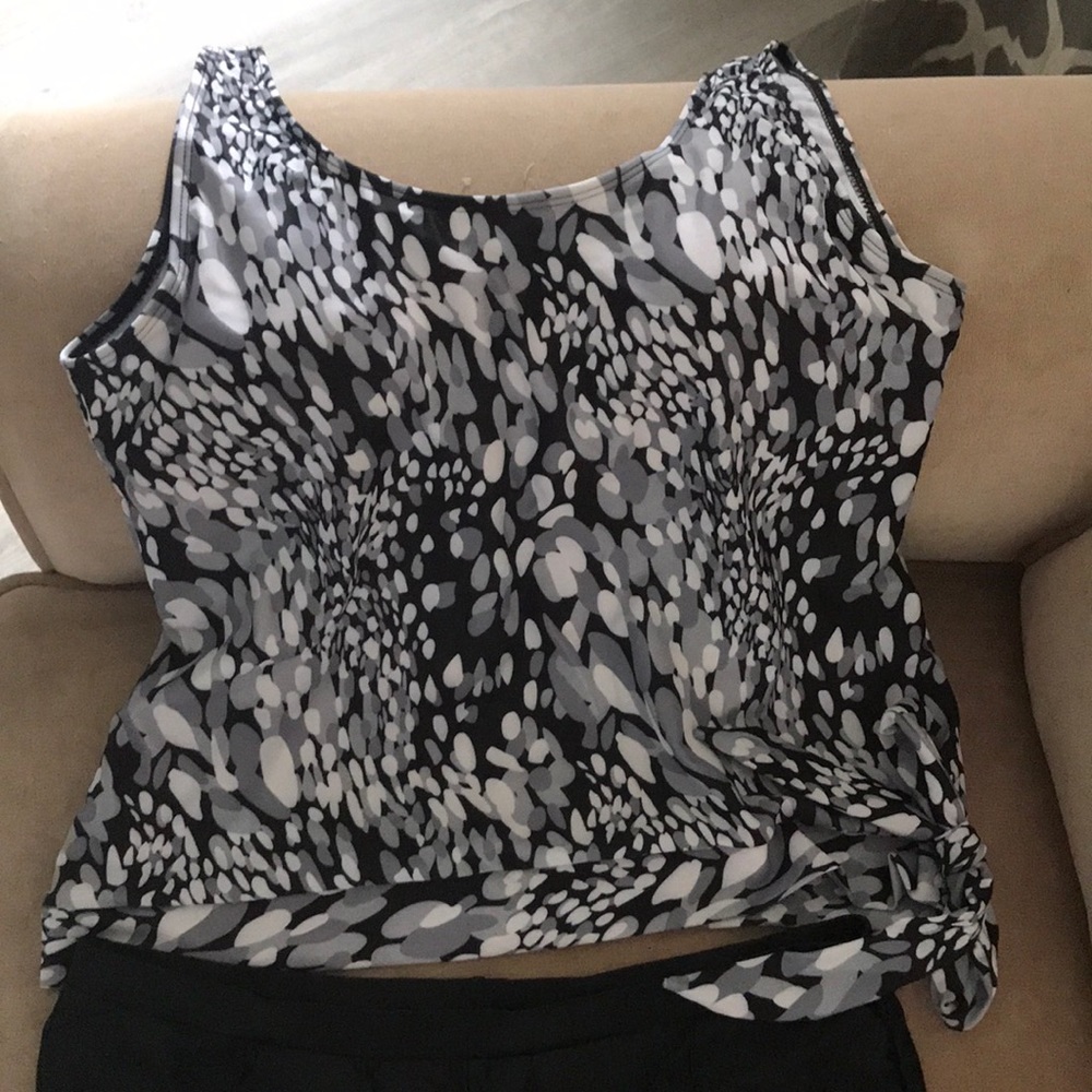 Women 2 pc Swim Suit